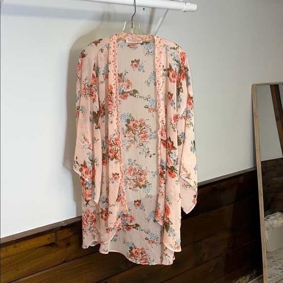Bog Collective Other - B.O.G. Collective Pink Floral Kimono Cardigan- M/L